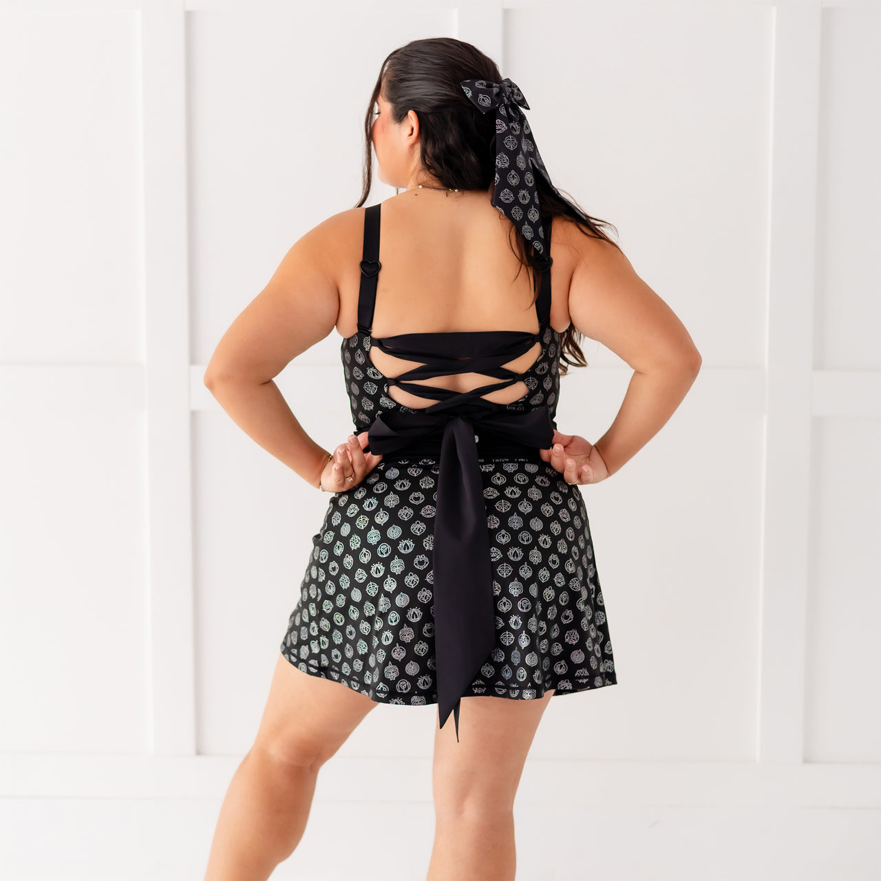 Disney Princess Icons Women's Athletic Dress - Black