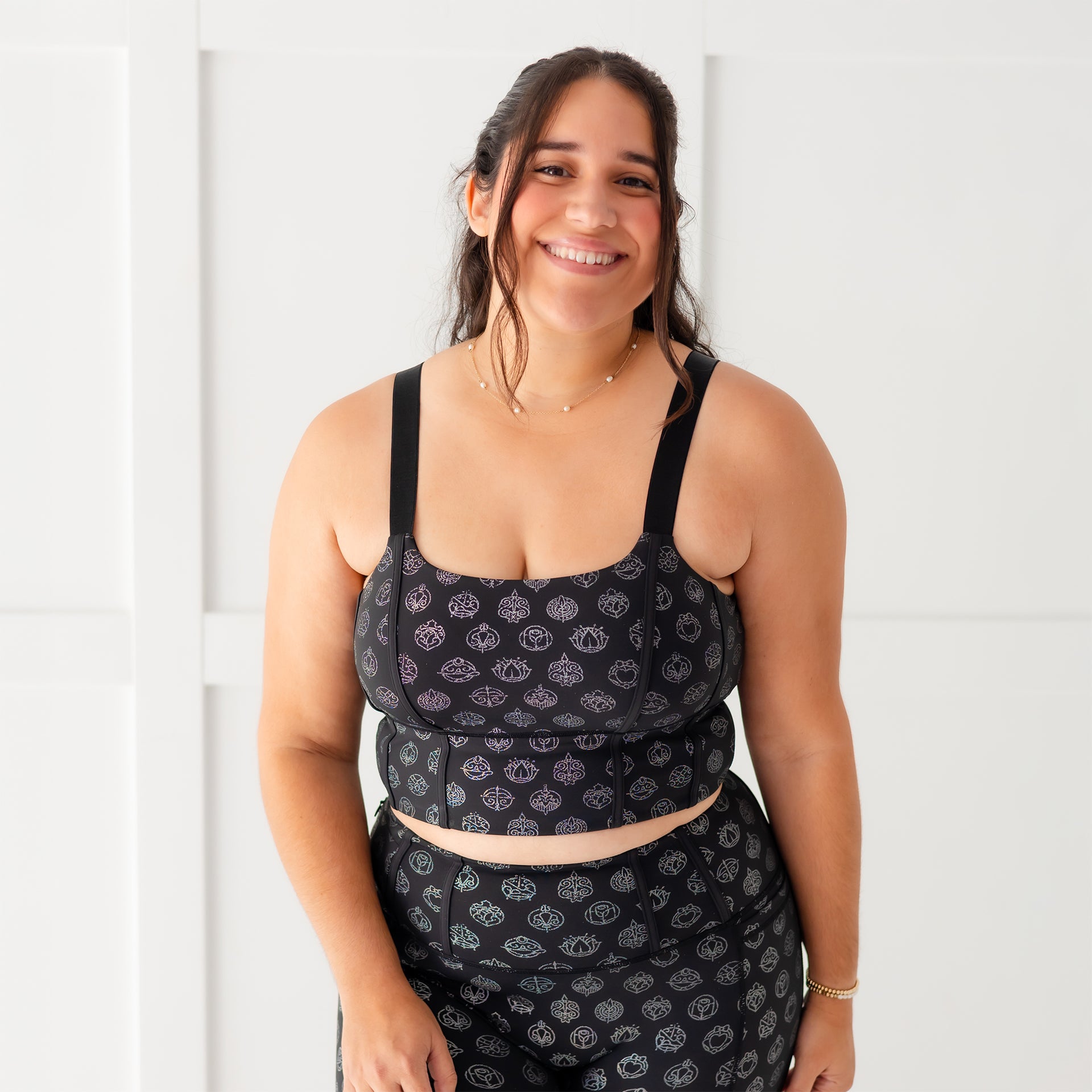 Disney Princess Icons Women's Long Sports Bra - Black - Crowned Athletics