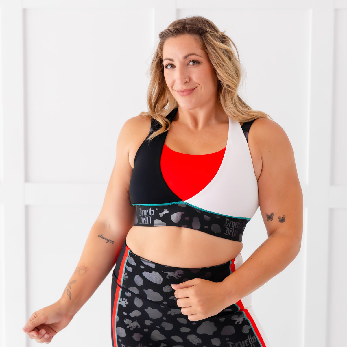 Disney Villain Cruella de Vil Women's Sports Bra