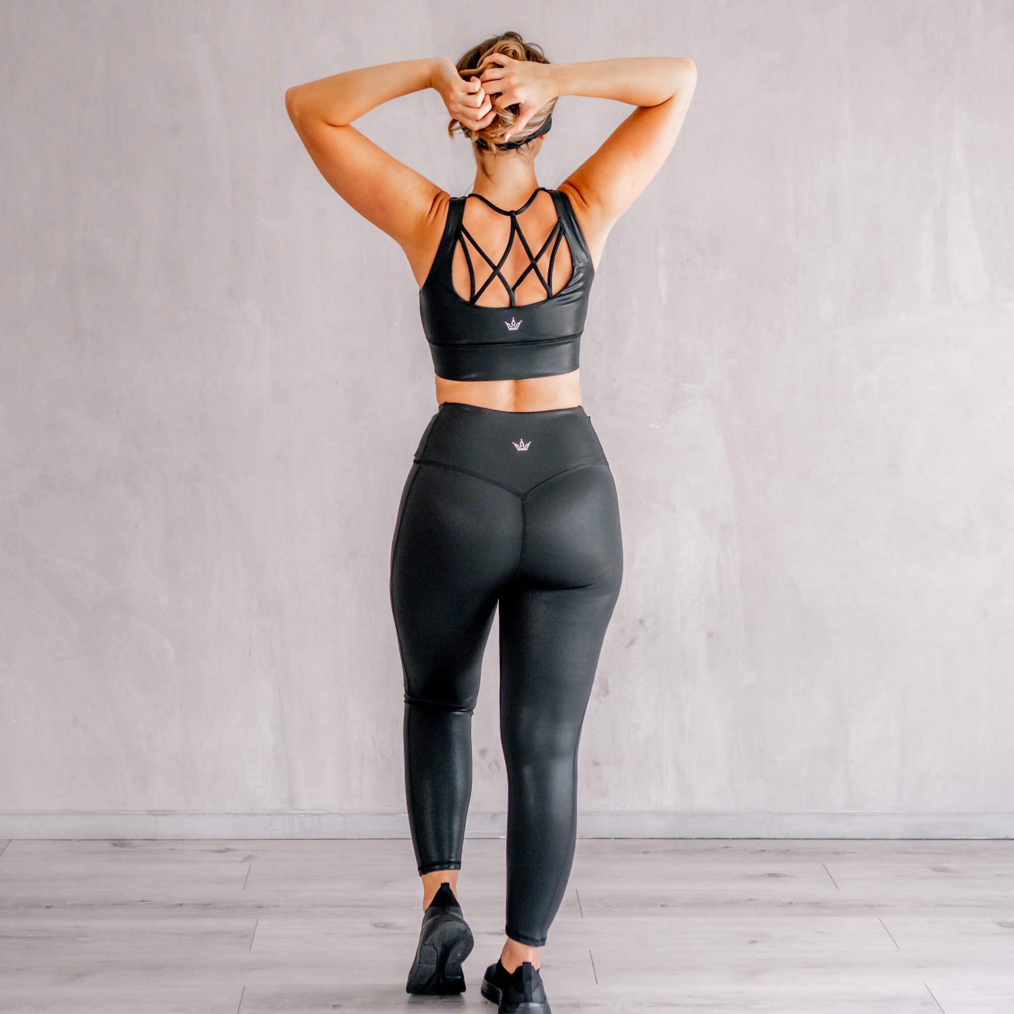 XZmy Women's Sparkle Glitter Leggings High Waist Tummy Control Fitness  Running Yoga Pants Black at  Women's Clothing store