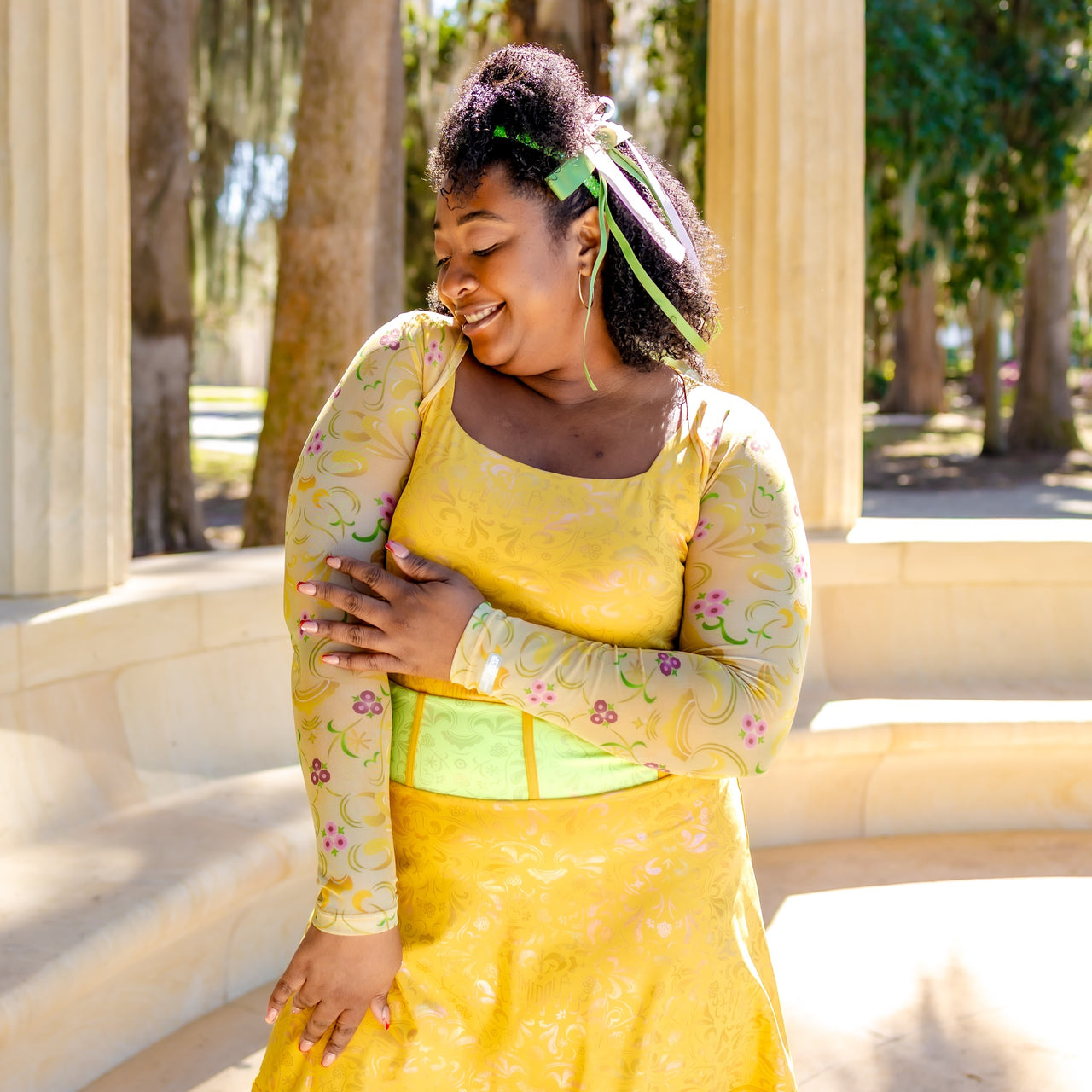 STAR WARS Queen Amidala Gold Picnic Women's Mesh Shrug